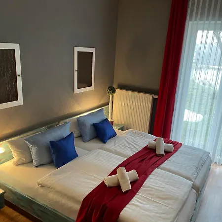 德尔布鲁德霍赫贝格酒店 招待所 玛丽恩堡