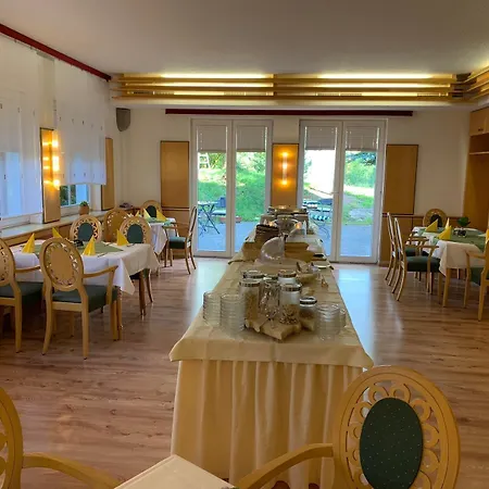 德尔布鲁德霍赫贝格酒店 玛丽恩堡