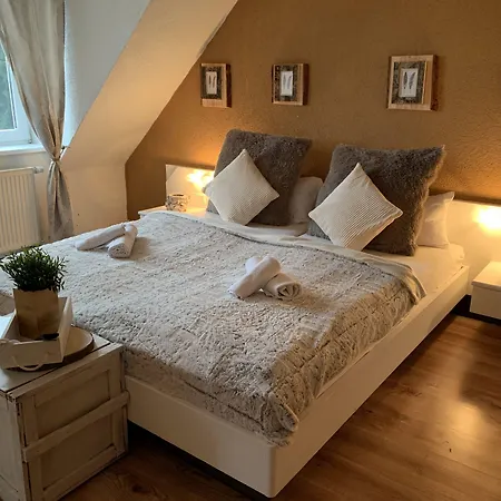 Drei Brueder Hoehe 3* حصن مارينبيرغ