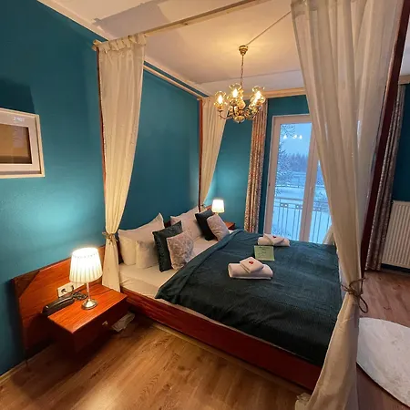 Drei Brueder Hoehe 3* حصن مارينبيرغ